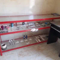 ویترین شیشه ای