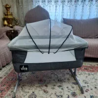 تخت کنار مادر ویرا دلیجان