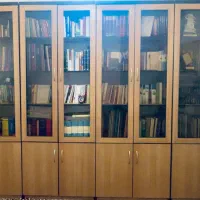 ویترین کتابخانه