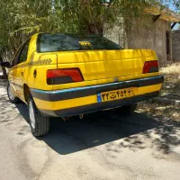 تاکسی درون شهری مدل ۹۰