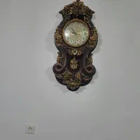ساعت دیواری