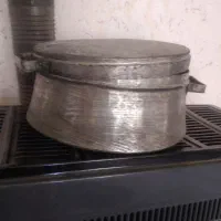 قابلمه مسی و کفگیر و ملاقه