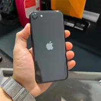 ایفون se 2020 درحد نو