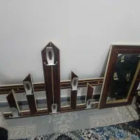 آینه چوبی با چوب لباسی