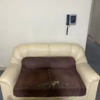 مبل چوبی اسکلت محکم و سالم