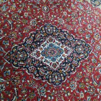 فرش زیبا و خوش رنگ ، طرح ترمه و ترنج