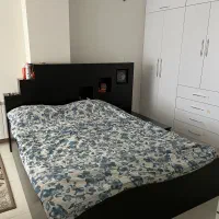 تخت خواب دونفره چوبی
