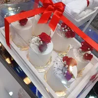 کیک‌تولد و باکس‌خاستگاری
