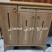 جاکفشی سه در  جاکفشی و دو در رنگبندی هست