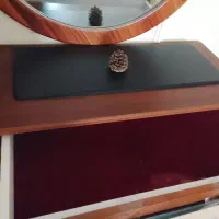 جاکفشی و آینه کنسول نو اشیائ فروش به علت مهاجرت