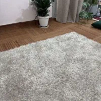 فرش طرح پرزبلند زمینه کرم استخوانی
