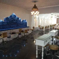 تعمیر.  مبل
