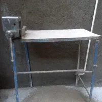 میز کار و گیره