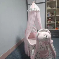 گهواره دخترانه صورتی
