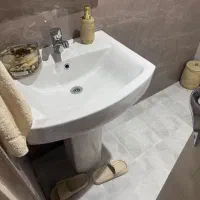روشویی سرویس بهداشتی