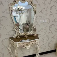 آیینه با میز ست
