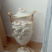 گلدان گل برجسته توت فرنگی