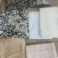 تعدادی پارچه چادری دوتا قواره پارچه پیراهنی
