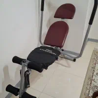 دستگاه ورزشی خانگی‌(شکم و پا)