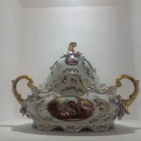 چینی گل برجسته