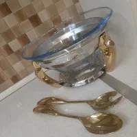سوفله سالاد با قاشق و چنگال