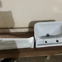 روشویی سرویس بهداشتی