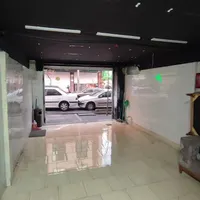 پارکینگ و انباری ۳۲ متری|اجارهٔ مغازه و غرفه|تهران, جلفا|دیوار