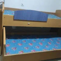 تخت دوطبقه چوبی