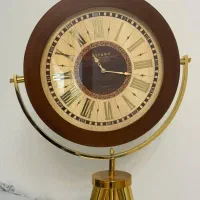 ساعت ایستاده