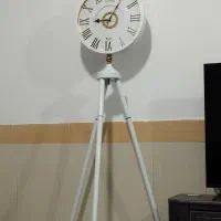 ساعت ایستاده