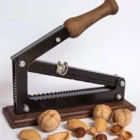 گردوشکن اعلا فلزی پایه چوب
