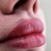 جهت عکاسی از شیدلب و خدمات ابرو به مدت محدود۹۰۰