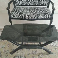 مبل دو نفره و میز شیشه ای پایه فلز