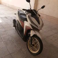 کیلیک|موتورسیکلت|ایوانکی, |دیوار