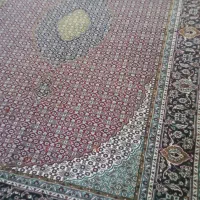 یه جفت فرش قرمز سالم سالم