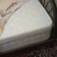 تخت وتشک خوشخواب رویال