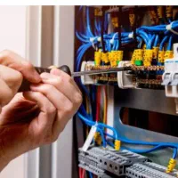 برق کارساختمان.و وسایل الکتریکی.تعویض‌وتعمیرهالوژن