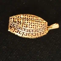 گوشواره و پلاک طلا