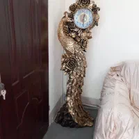 ساعت ایستاده طلایی طاووس