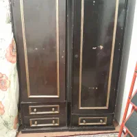 کمد لباس چوب
