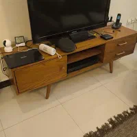 زیر تلویزیون تمام چوب