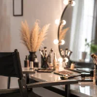 به چند مدل میکاپ با اعتماد به نفس نیازمندیم