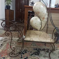 صندلی تلفن در حد نو هنوز مشمای صندلی هاش باز نشده