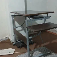 میز کامپیوتر و مطالعه