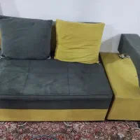مبل و پشتی دیواری