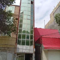 آپارتمان 75 متری دو نیم طبقه