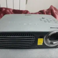 ویدیو پروژکتور نیازبه تعمیر