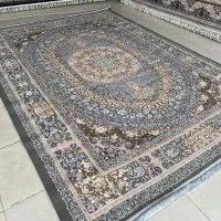 فرش ×× نقش و نگار شیک و شکیل