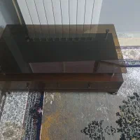 میز تلویزیون در حد نو