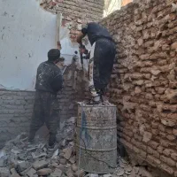 تخریب سازه نگهبان دیوارفرسوده وکنده کاری برش اهن ،